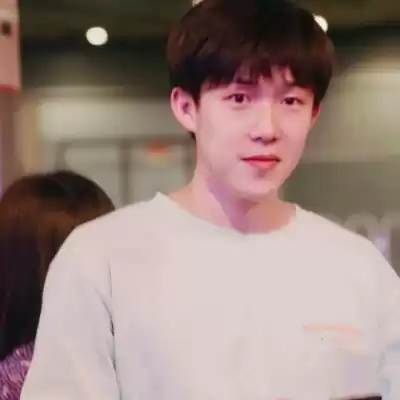 康杰秀